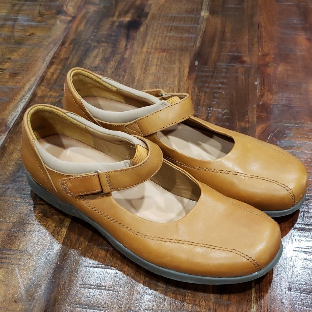 Roots Tan Mary Jane Shoes
